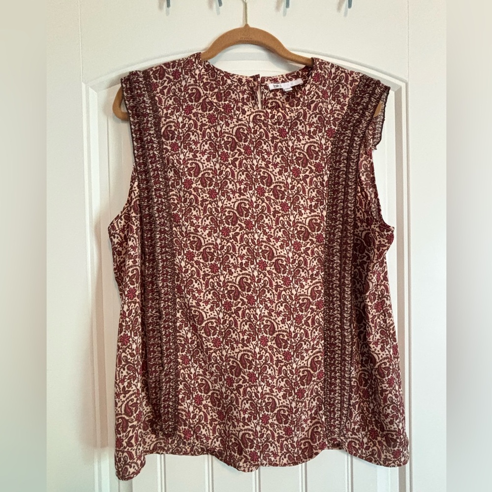 DR2 Sleeveless Blouse - Plus Size XXL